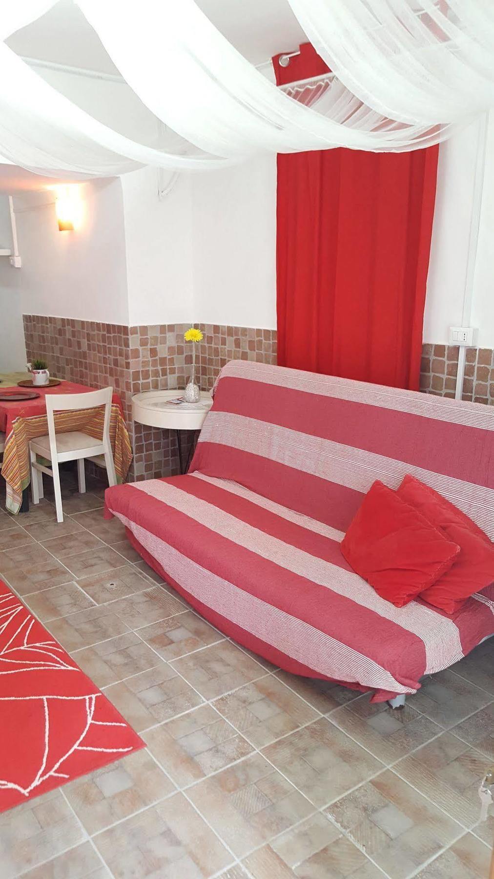 I Giardini Di Capodimonte 2 Bed & Breakfast Napoli Bagian luar foto